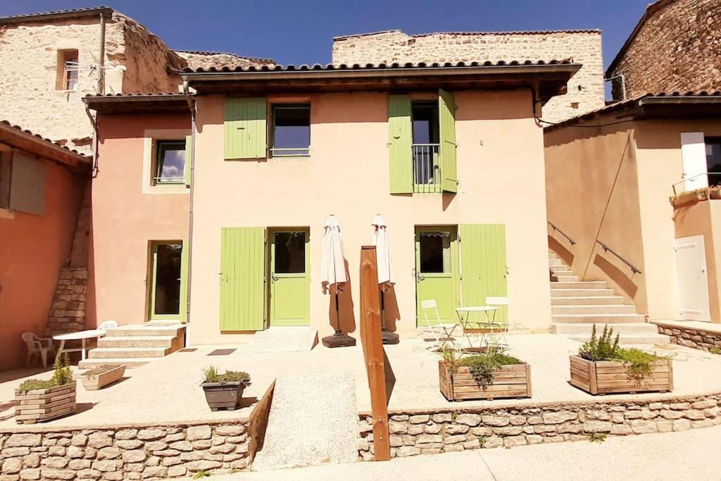 Confortable Village Medieval Baronnies Provencales Sainte-Jalle